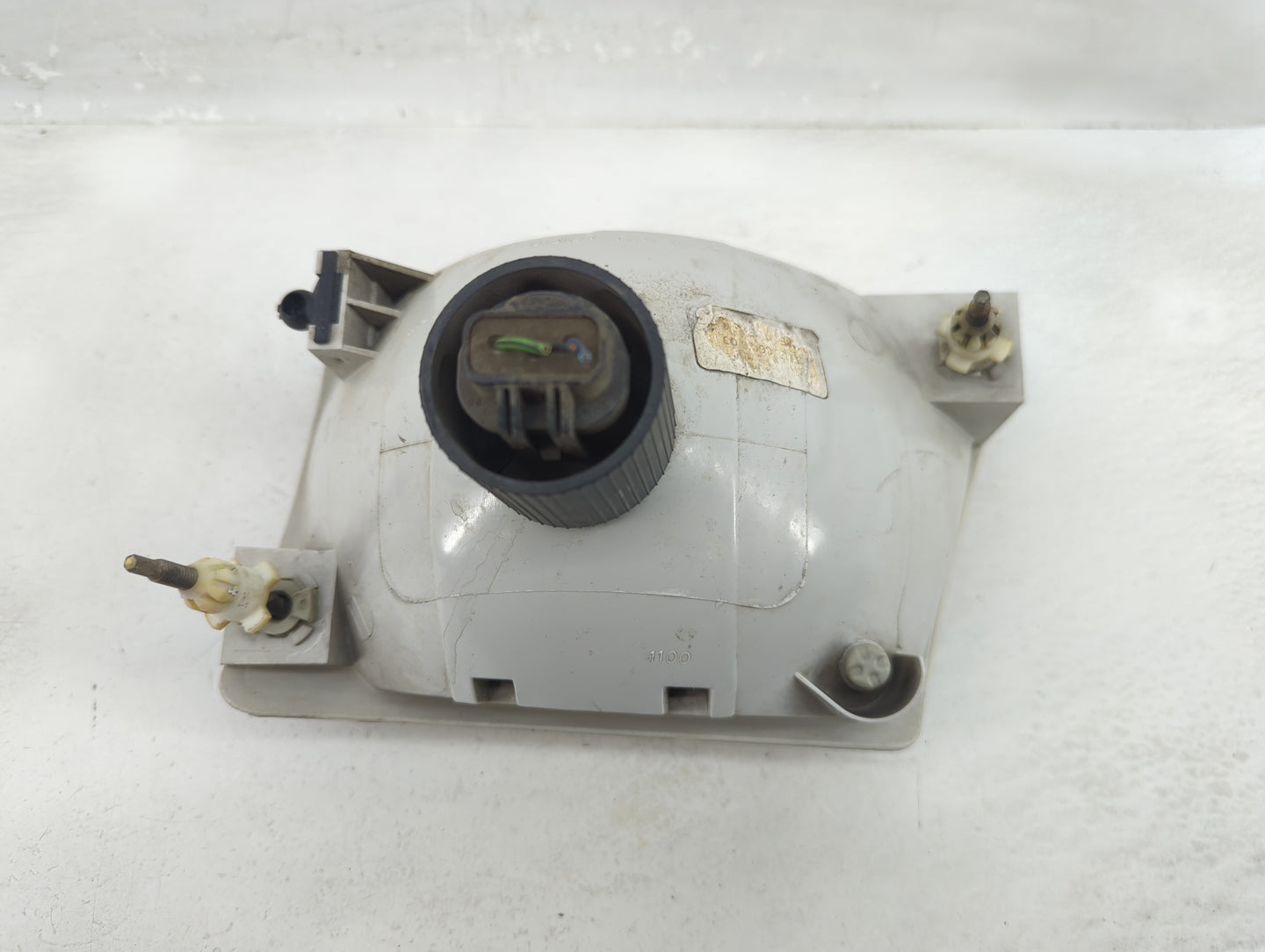 1998-2000 Ford Ranger Passenger Right Oem Head Light Headlight Lamp - Oemusedautoparts1.com