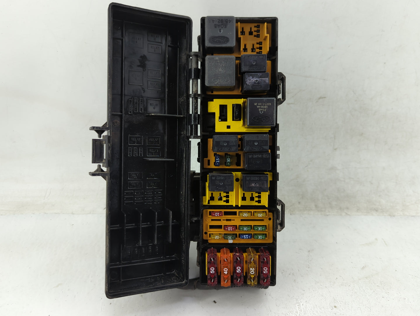 2000-2003 Ford Ranger Fusebox Fuse Box Panel Relay Module P/N:YL2Z-12A581-BC Fits Fits 2000 2001 2002 2003 OEM Used Auto Par