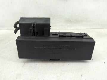2000-2003 Ford Ranger Fusebox Fuse Box Panel Relay Module P/N:A1UTA90018-05 Fits Fits 2000 2001 2002 2003 OEM Used Auto Part