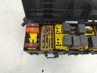 2000-2003 Ford Ranger Fusebox Fuse Box Panel Relay Module P/N:A1UTA90018-05 Fits Fits 2000 2001 2002 2003 OEM Used Auto Part