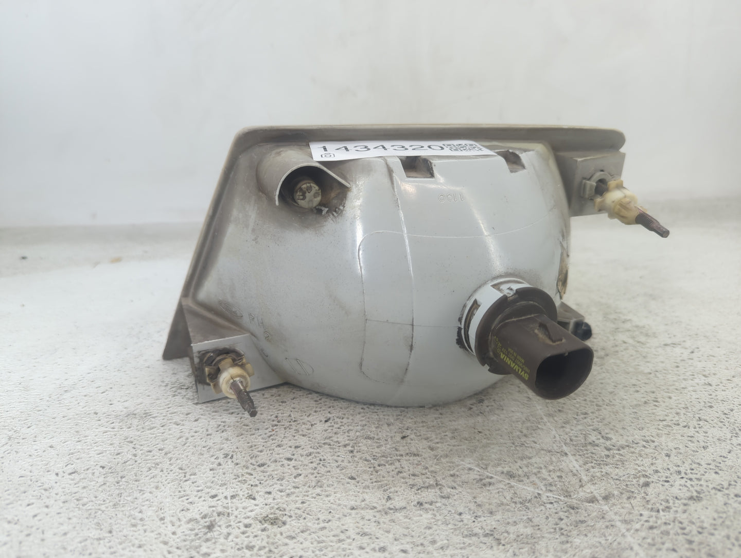 1998-2000 Ford Ranger Passenger Right Oem Head Light Headlight Lamp - Oemusedautoparts1.com