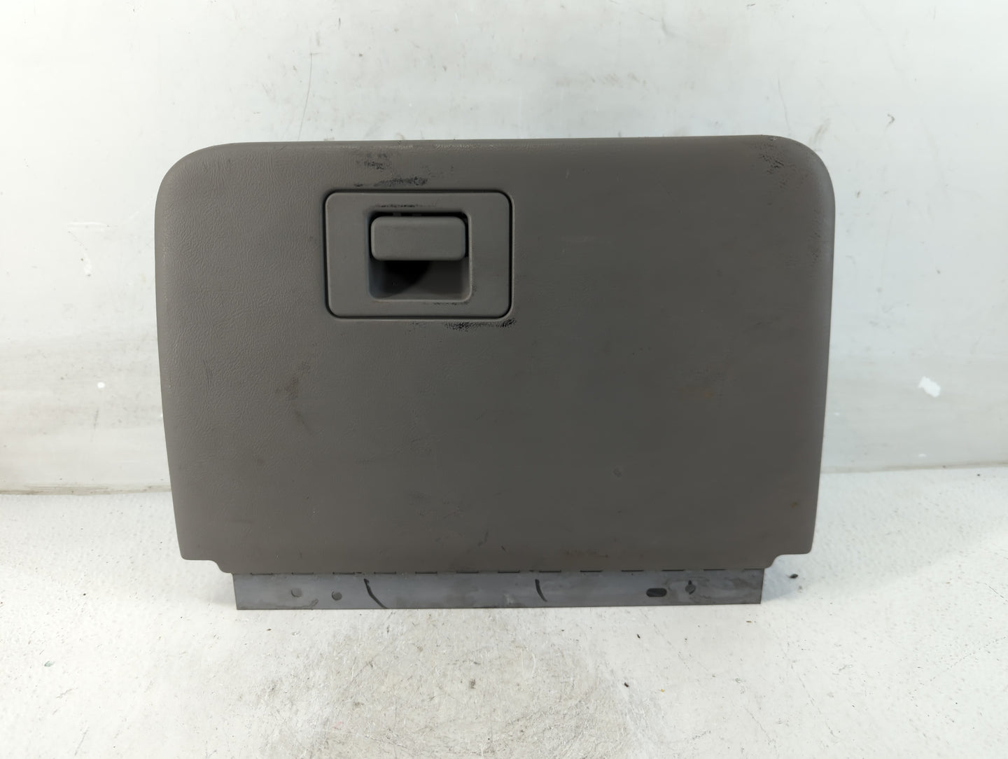 2000 Ford Ranger Passenger Glove Box Door Storage Compartment - Oemusedautoparts1.com