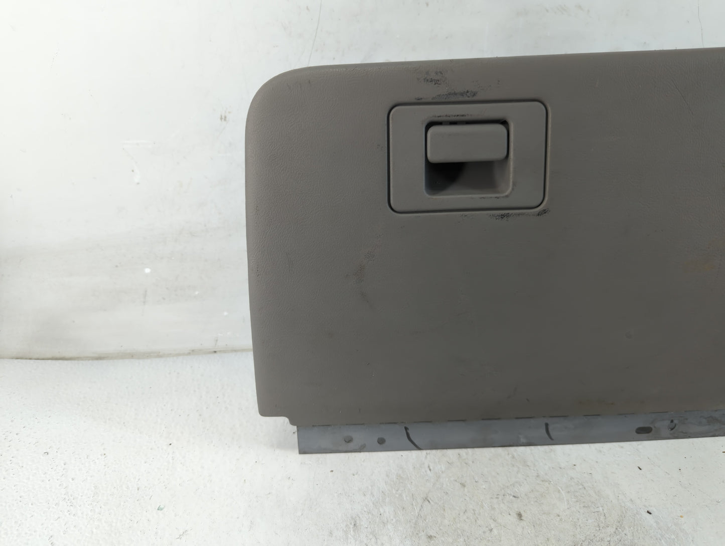 2000 Ford Ranger Passenger Glove Box Door Storage Compartment - Oemusedautoparts1.com