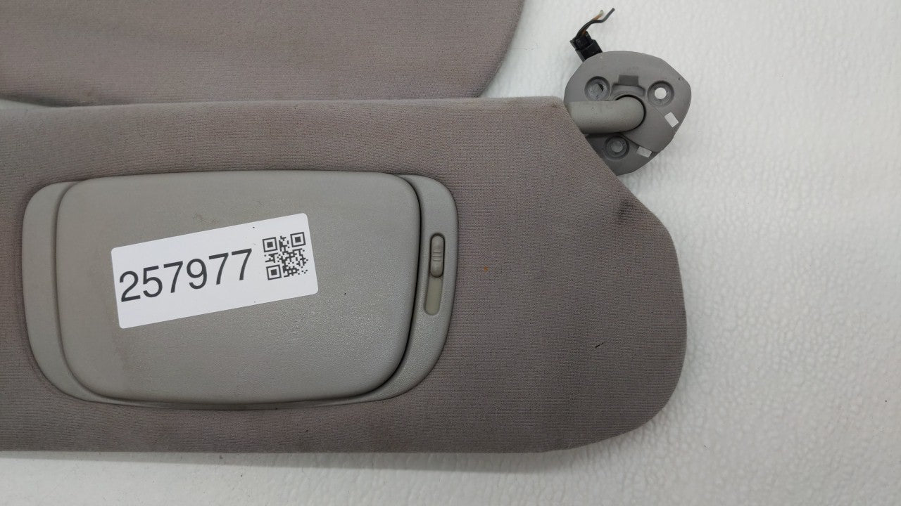 2000 Ford Taurus Sun Visor Shade Replacement Passenger Right Mirror Fits OEM Used Auto Parts - Oemusedautoparts1.com