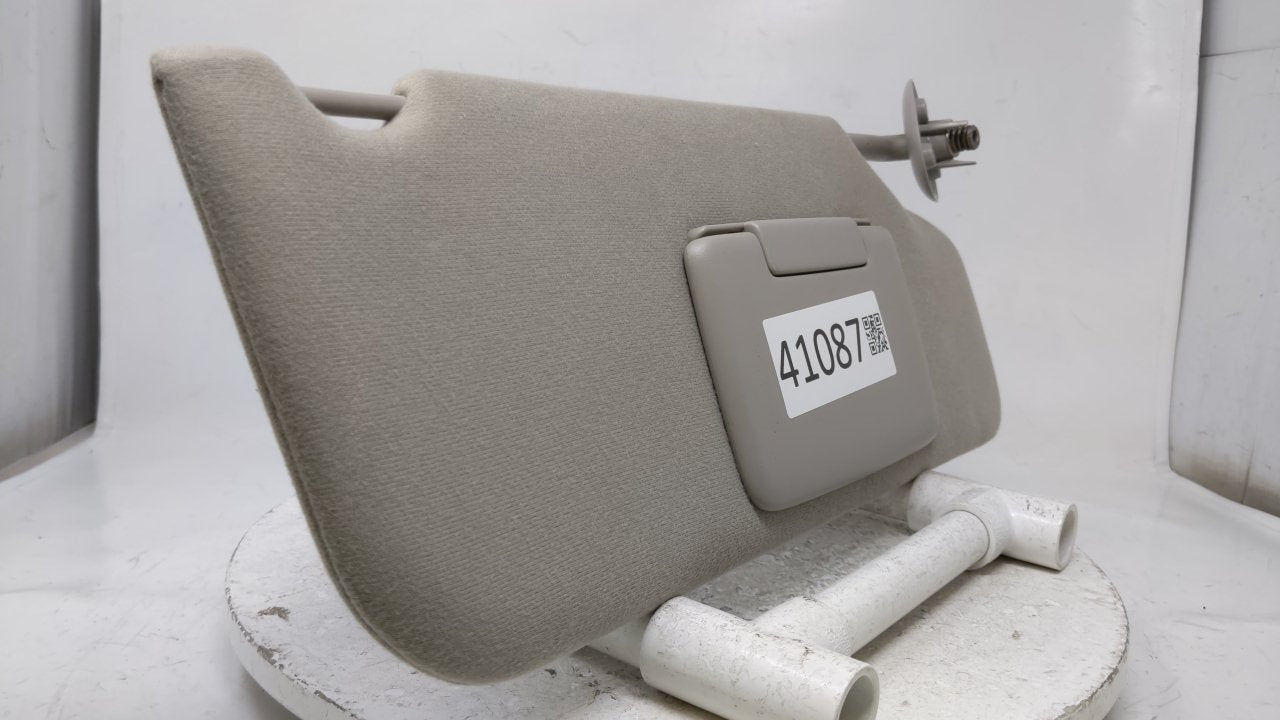 2000 Ford Taurus Sun Visor Shade Replacement Passenger Right Mirror Fits OEM Used Auto Parts - Oemusedautoparts1.com