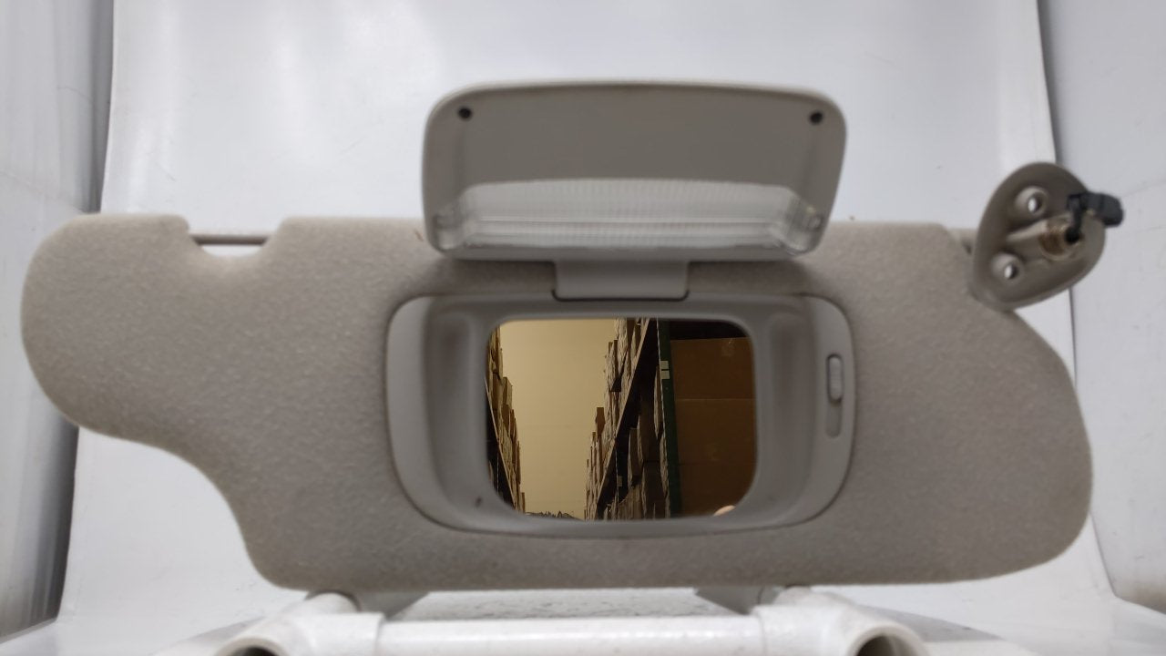 2000 Ford Taurus Sun Visor Shade Replacement Passenger Right Mirror Fits OEM Used Auto Parts - Oemusedautoparts1.com