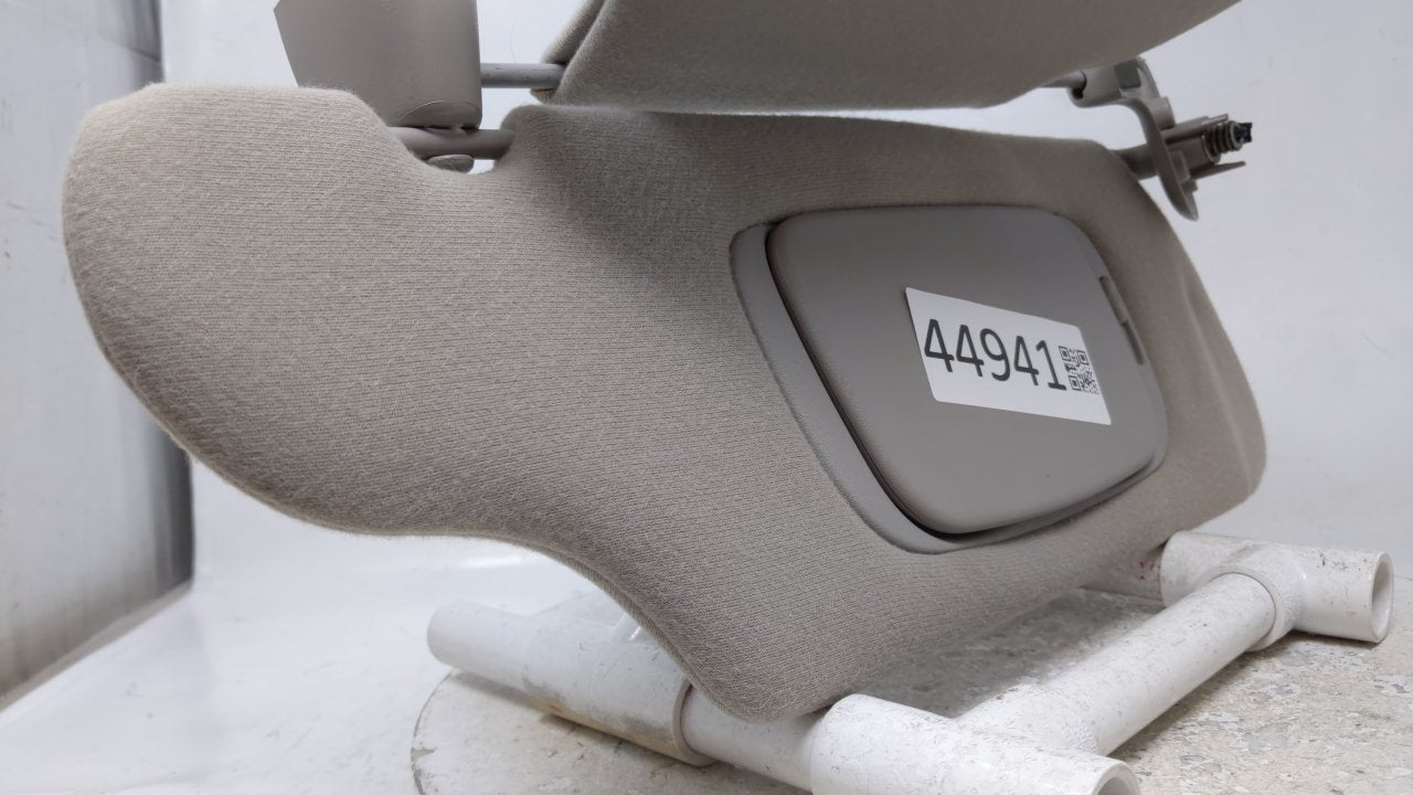 2000 Ford Taurus Sun Visor Shade Replacement Passenger Right Mirror Fits OEM Used Auto Parts - Oemusedautoparts1.com