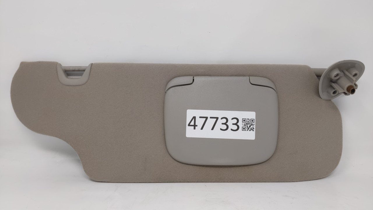2000 Ford Taurus Sun Visor Shade Replacement Passenger Right Mirror Fits OEM Used Auto Parts - Oemusedautoparts1.com