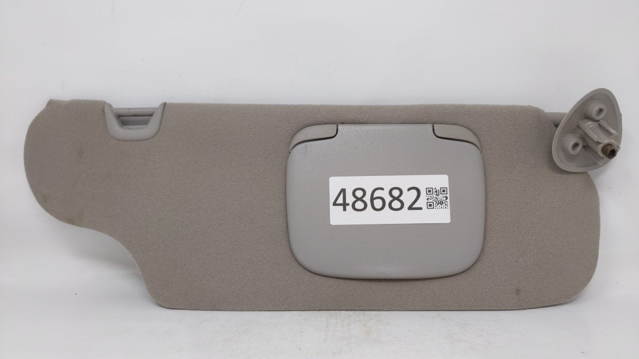 2000 Ford Taurus Sun Visor Shade Replacement Passenger Right Mirror Fits OEM Used Auto Parts - Oemusedautoparts1.com