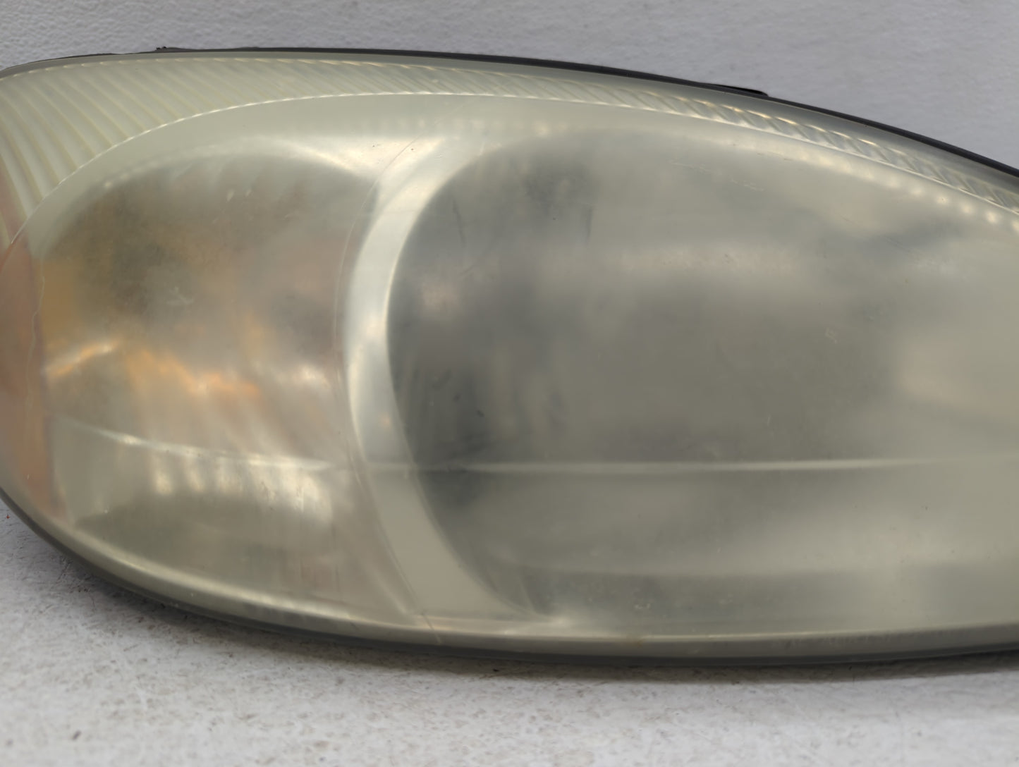 2000-2007 Ford Taurus Passenger Right Oem Head Light Headlight Lamp - Oemusedautoparts1.com