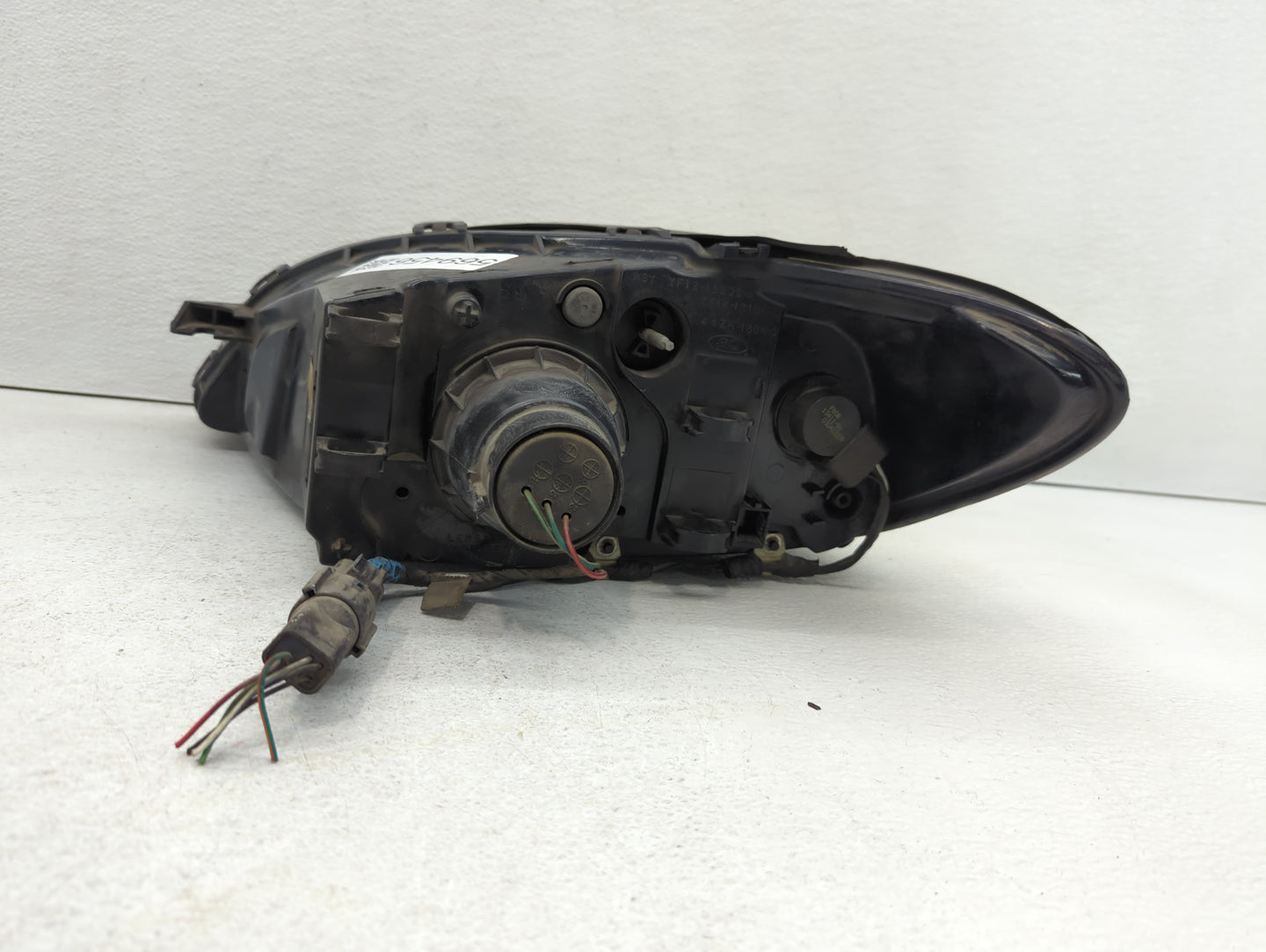 2000-2007 Ford Taurus Passenger Right Oem Head Light Headlight Lamp - Oemusedautoparts1.com