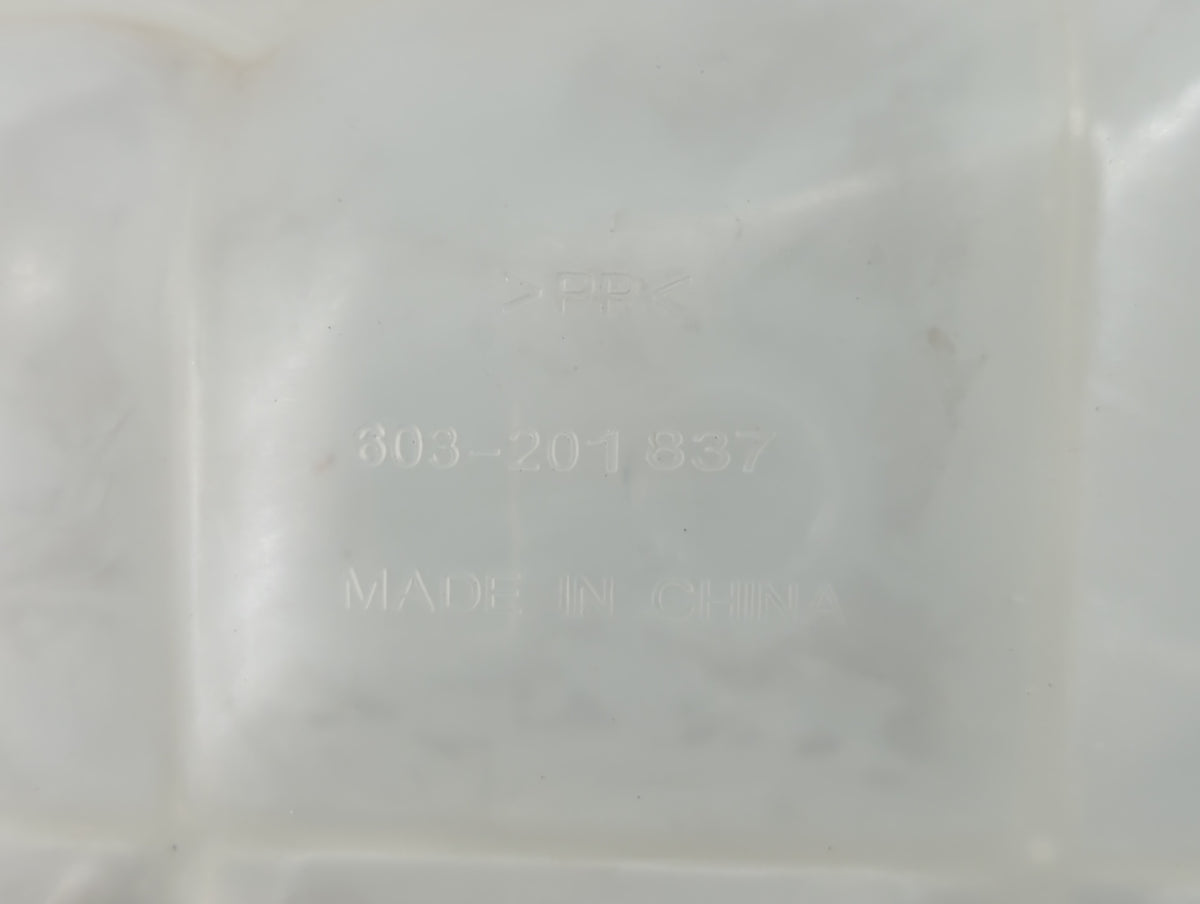 2000-2007 Ford Taurus Radiator Coolant Overflow Expansion Tank Bottle 928441 - Oemusedautoparts1.com