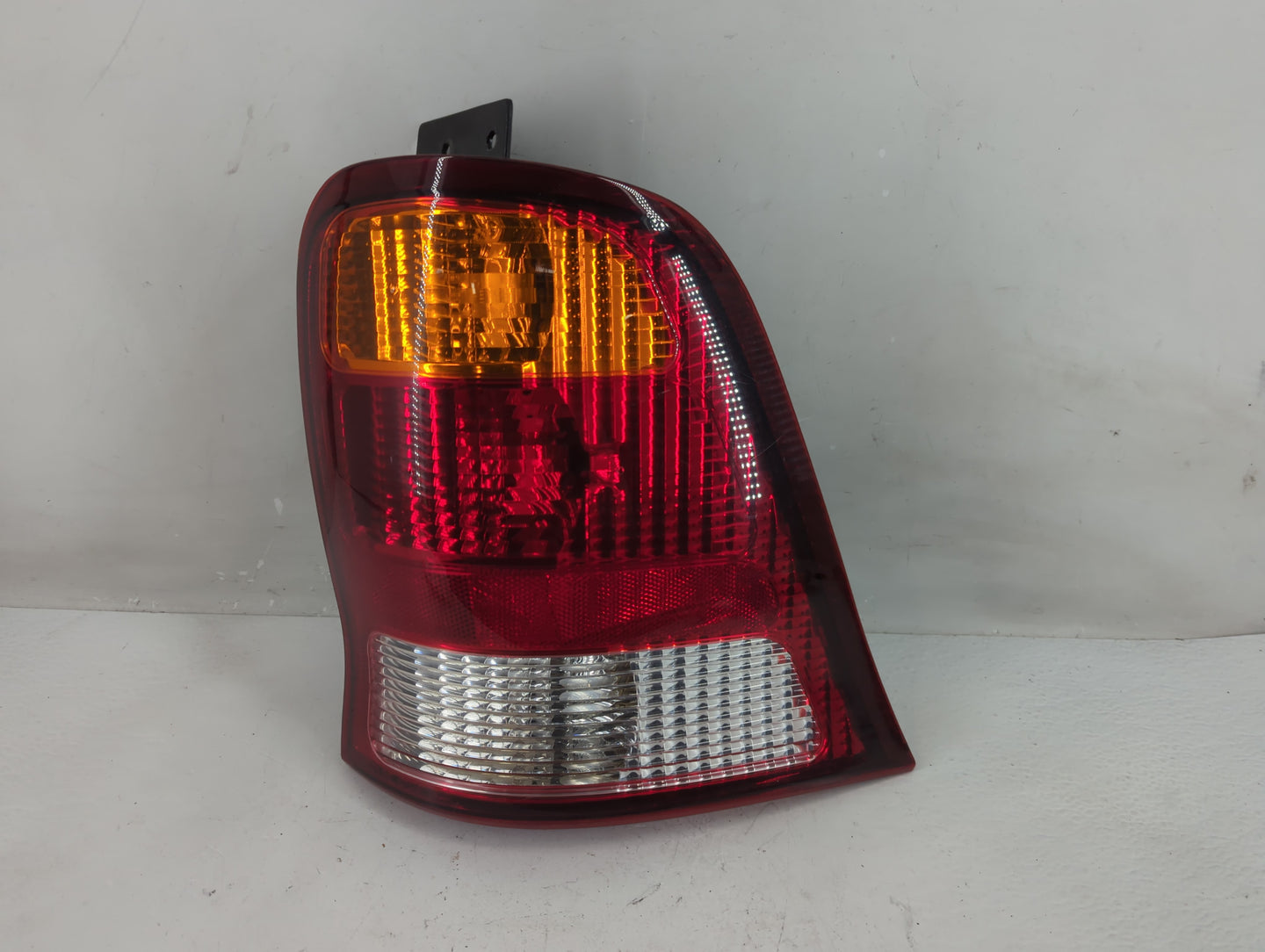 1999-2003 Ford Windstar Tail Light Assembly Passenger Right OEM P/N:938 963 14 8AE Fits Fits 1999 2000 2001 2002 2003 OEM Us