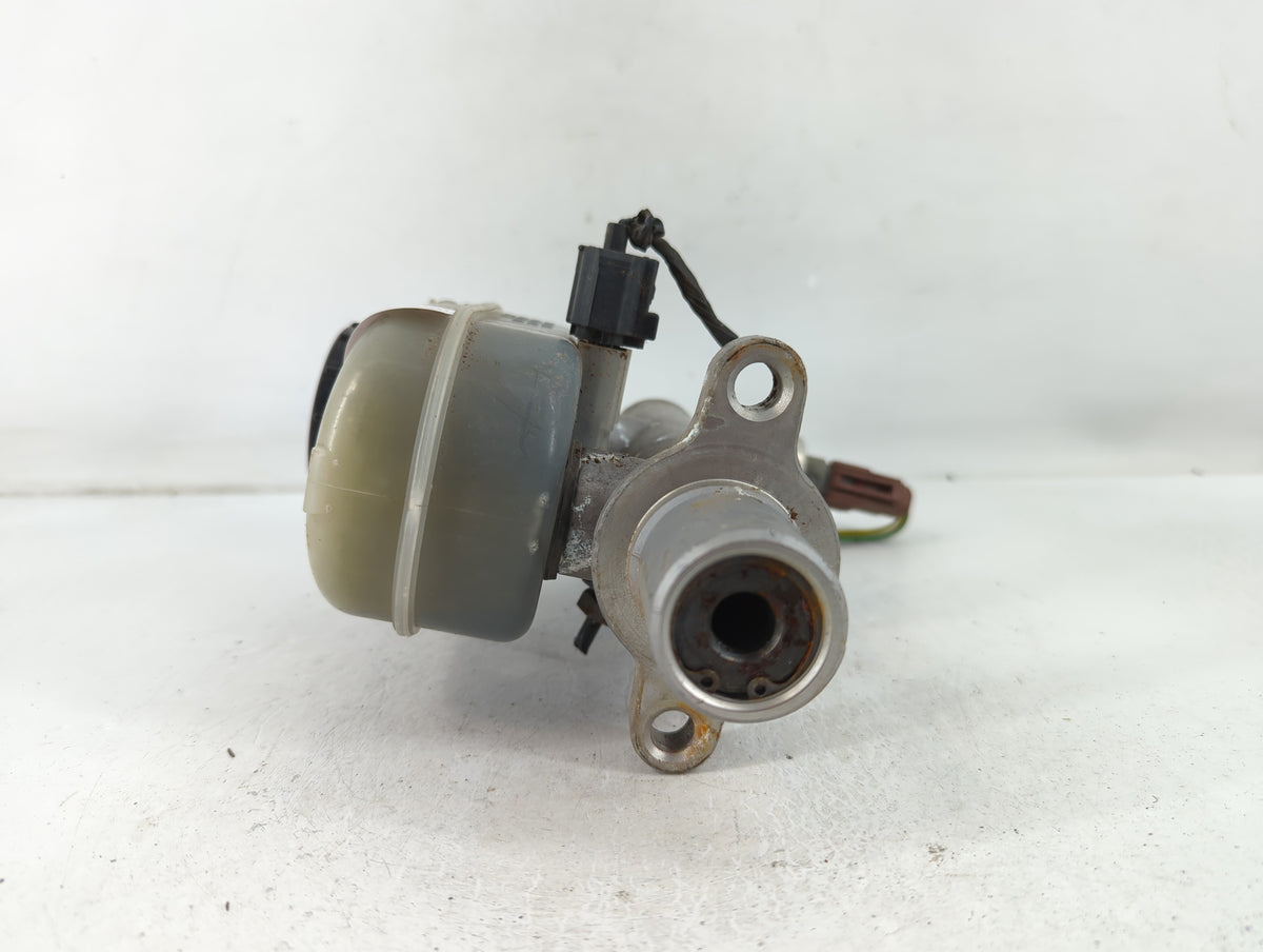 1999-2003 Ford Windstar Brake Master Cylinder 776416 - Oemusedautoparts1.com