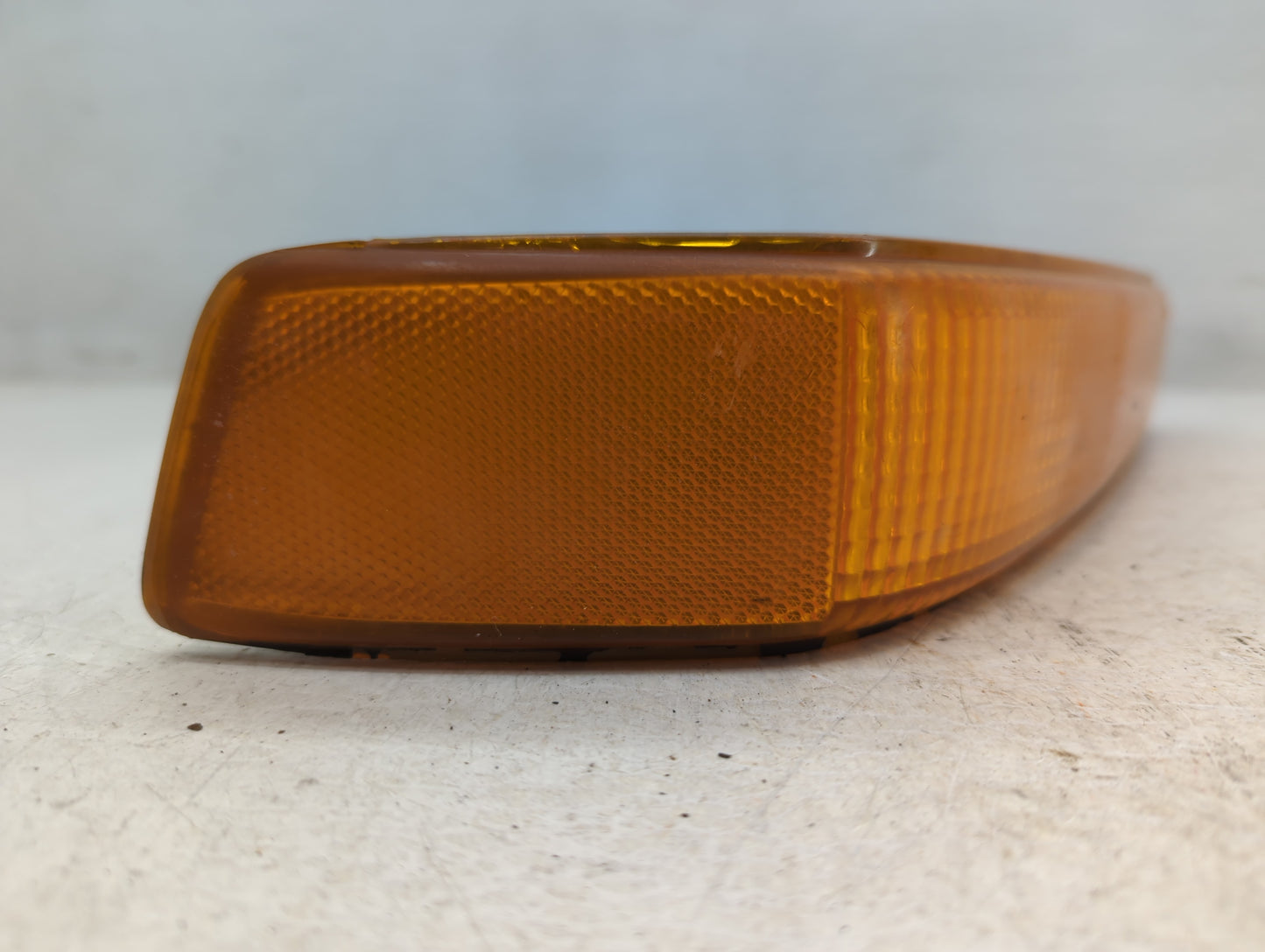 Gmc Chevrolet Passenger Right Oem Fog Light Lamp - Oemusedautoparts1.com