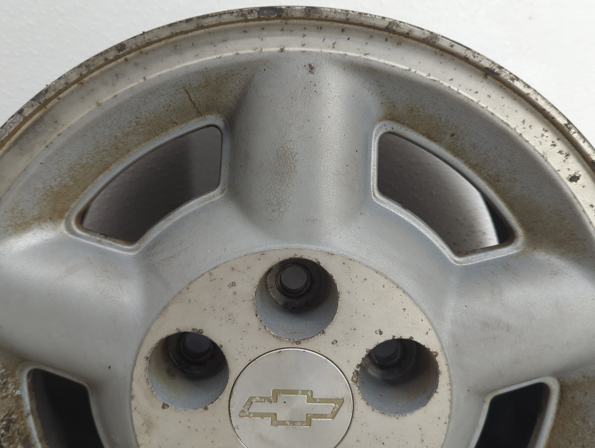 Gmc Chevrolet Oem Wheel Rim 899685 - Oemusedautoparts1.com