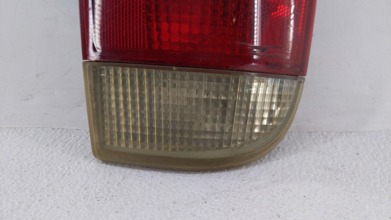 2000 Gmc S15 Tail Light Assembly Passenger Right OEM P/N:15113500 16518500 Fits OEM Used Auto Parts - Oemusedautoparts1.com