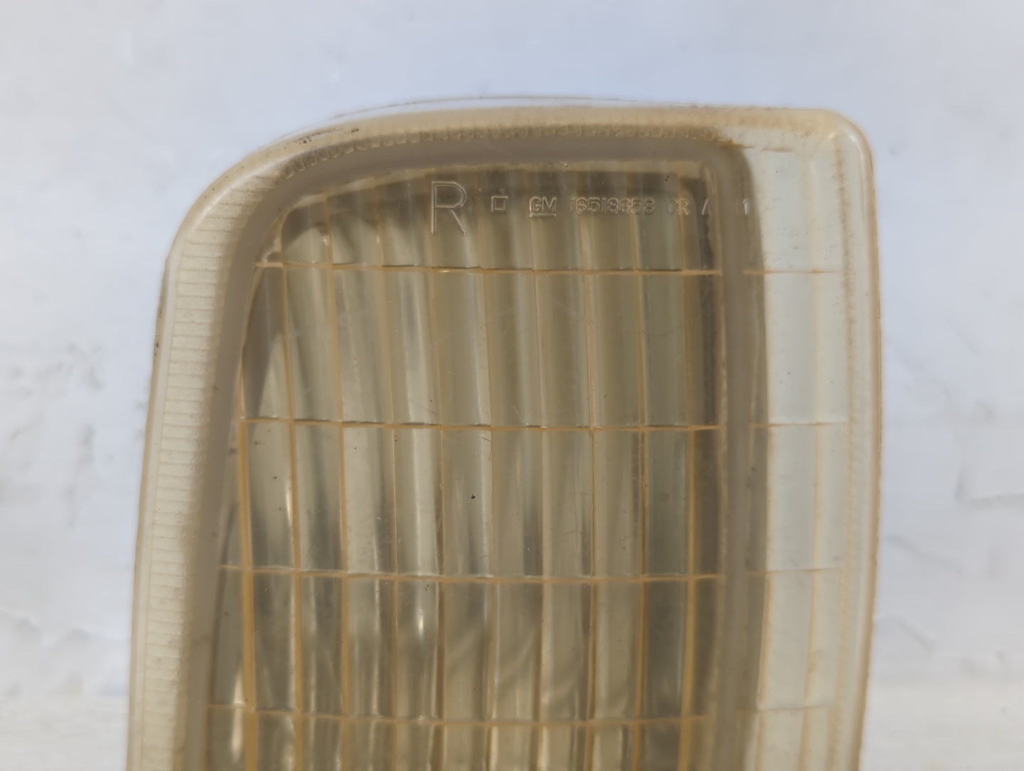 1995-2005 Gmc Safari Passenger Right Oem Head Light Headlight Lamp - Oemusedautoparts1.com