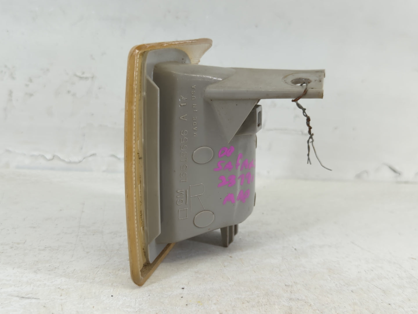 1995-2005 Gmc Safari Passenger Right Oem Head Light Headlight Lamp - Oemusedautoparts1.com