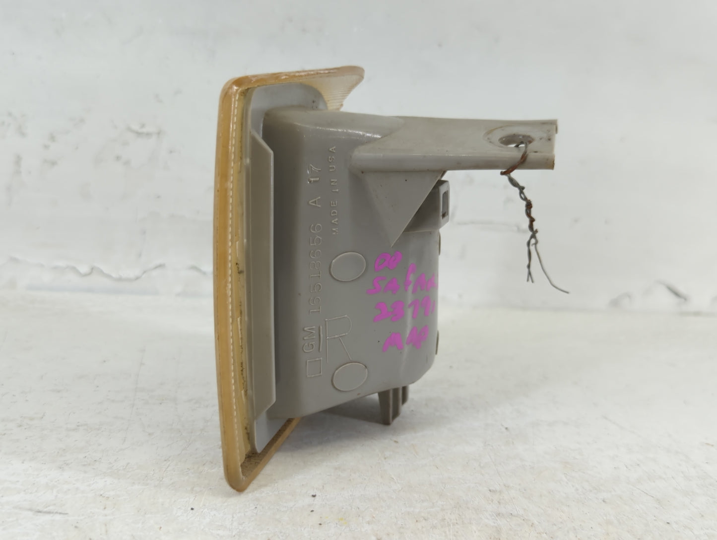 1995-2005 Gmc Safari Passenger Right Oem Head Light Headlight Lamp - Oemusedautoparts1.com