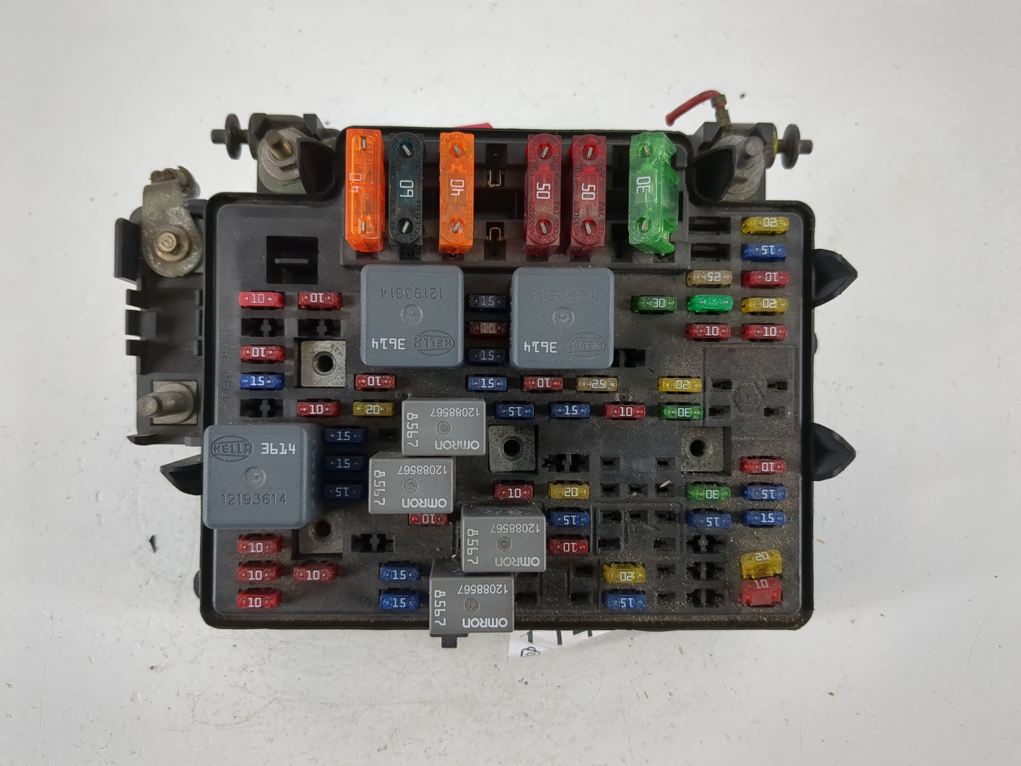 2000-2002 Gmc Sierra 1500 Fusebox Fuse Box Panel Relay Module P/N:15328806 Fits Fits 2000 2001 2002 OEM Used Auto Parts - Oe