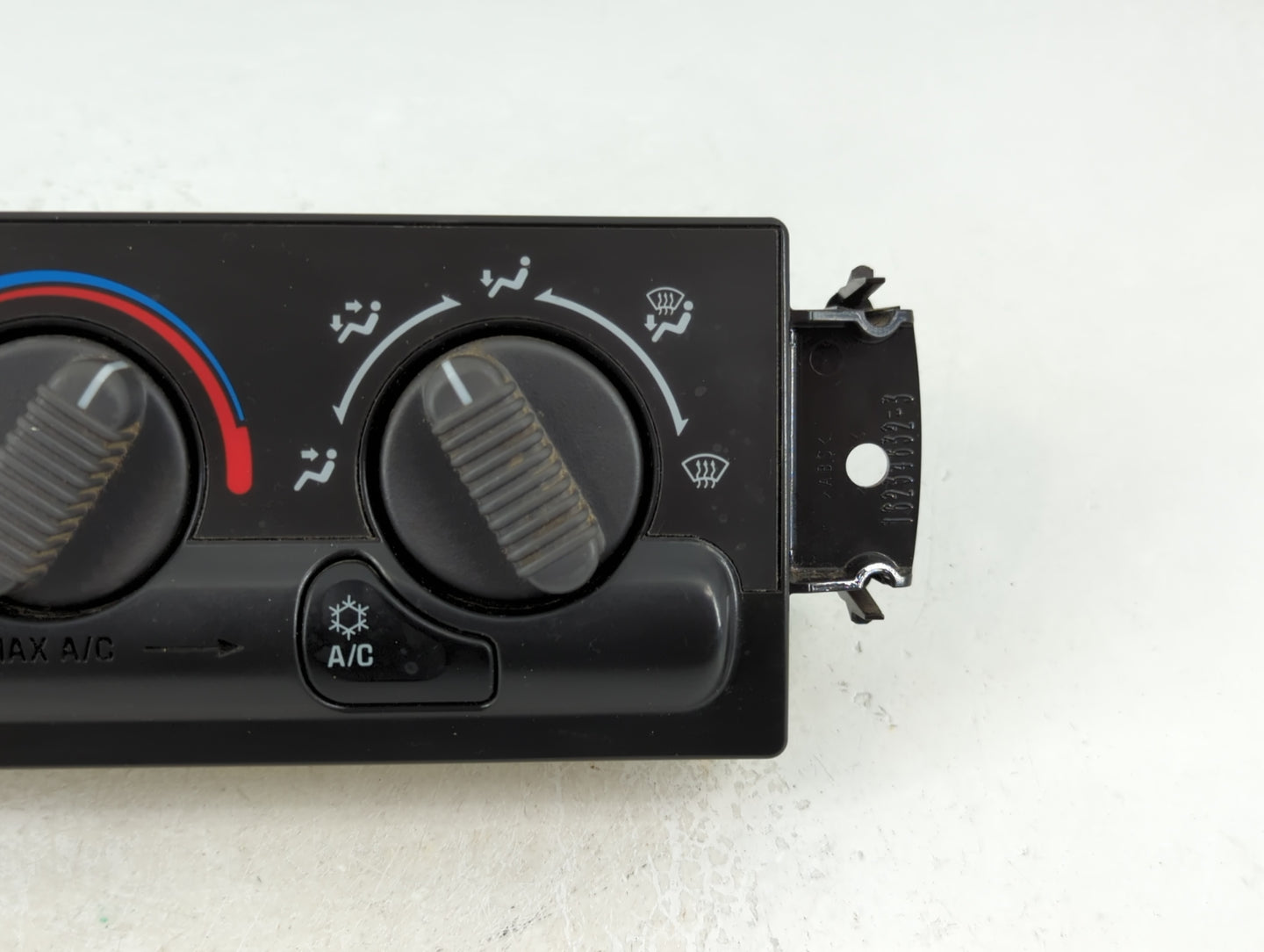 1999-2002 Gmc Sierra 1500 Climate Control Module Temperature AC/Heater Replacement P/N:15753264 Fits Fits 1999 2000 2001 200