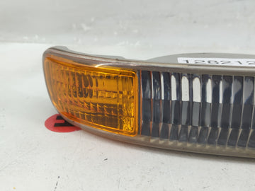 1999-2007 Gmc Sierra 1500 Passenger Right Oem Front Light Lamp