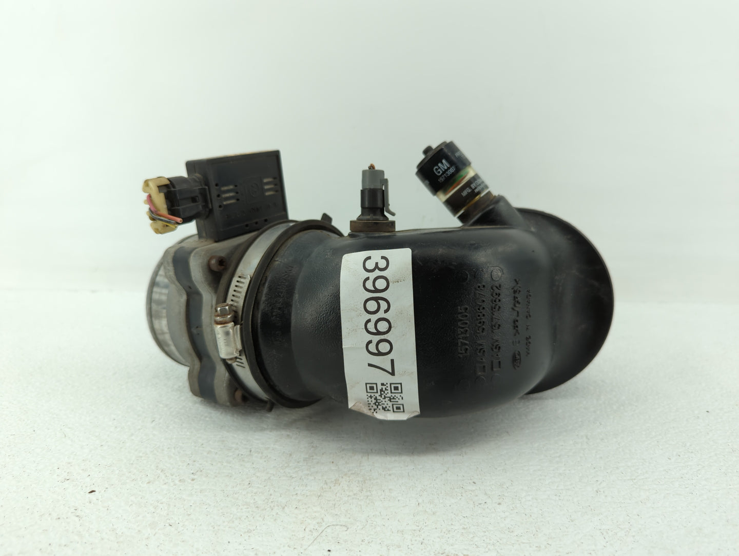 2000 Gmc Sierra 1500 Air Cleaner Intake Duct Hose Tube - Oemusedautoparts1.com