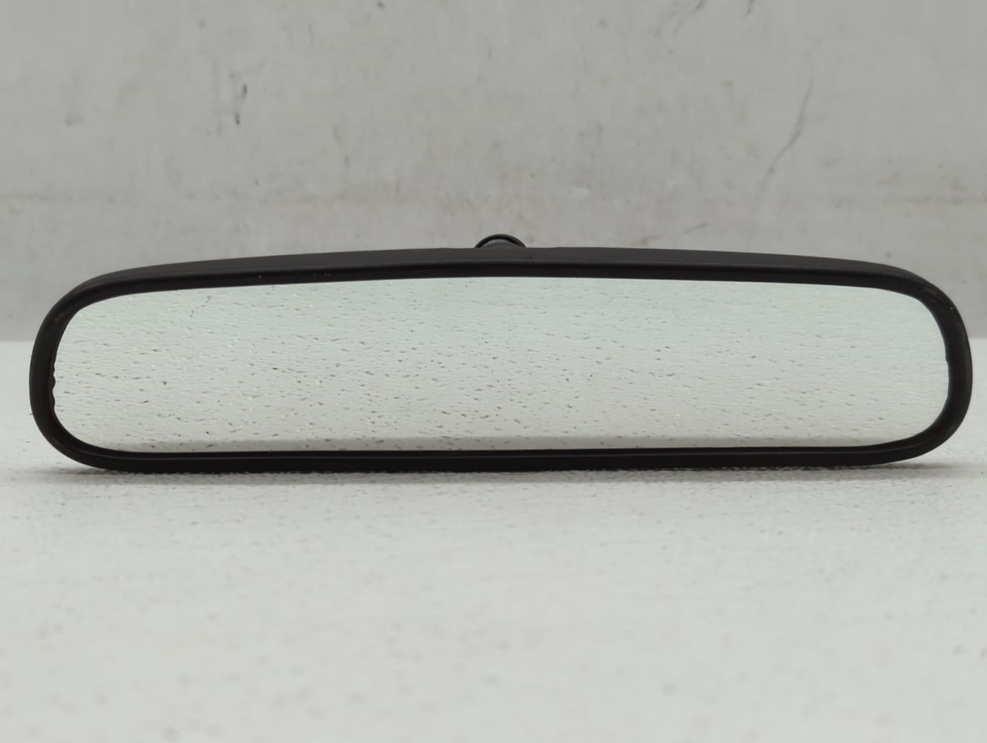 2000 Gmc Sierra 1500 Interior Rear View Mirror Replacement OEM P/N:E8011084 Fits OEM Used Auto Parts - Oemusedautoparts1.com