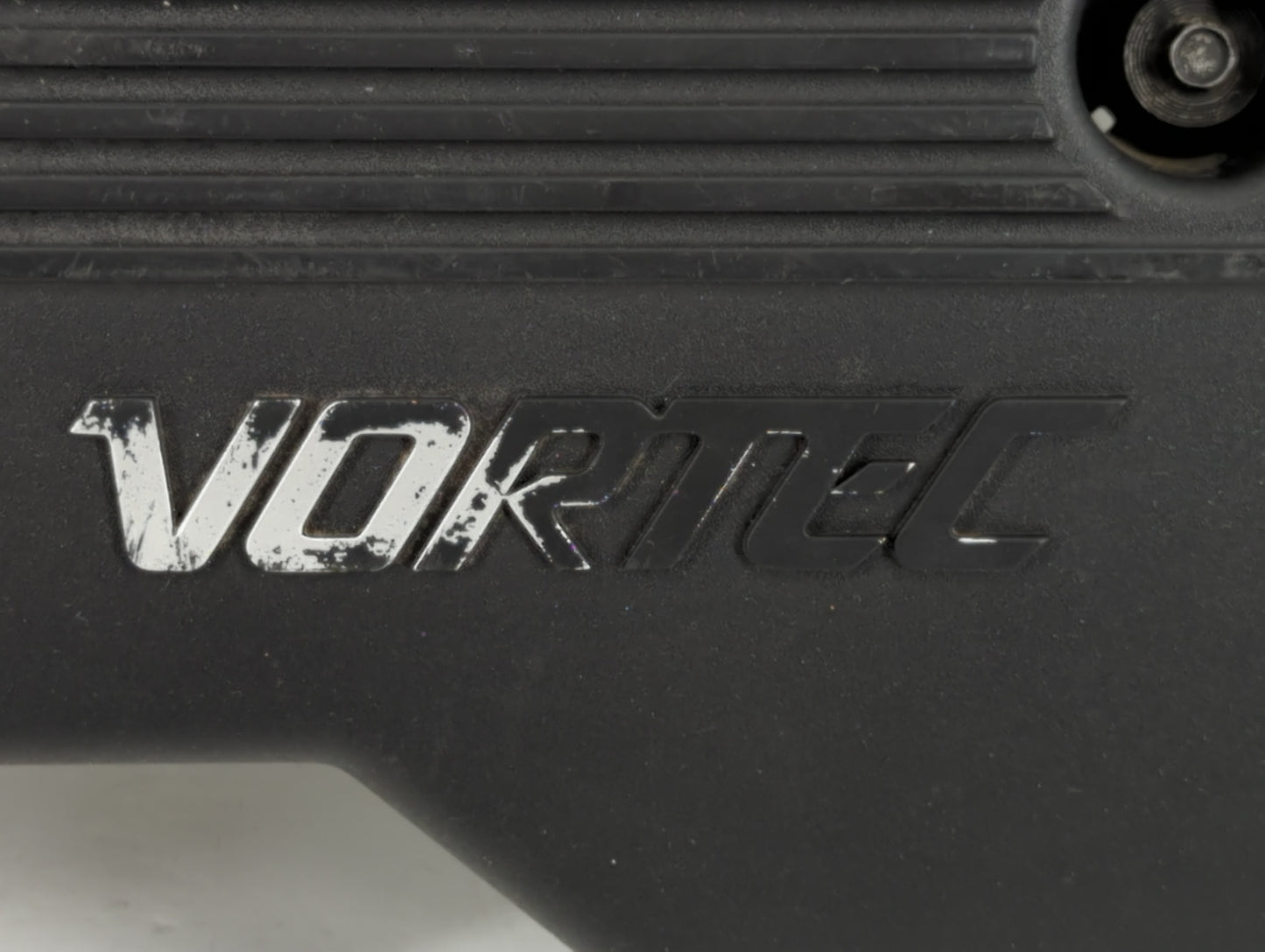 2000 Gmc Sierra 1500 Engine Cover - Oemusedautoparts1.com