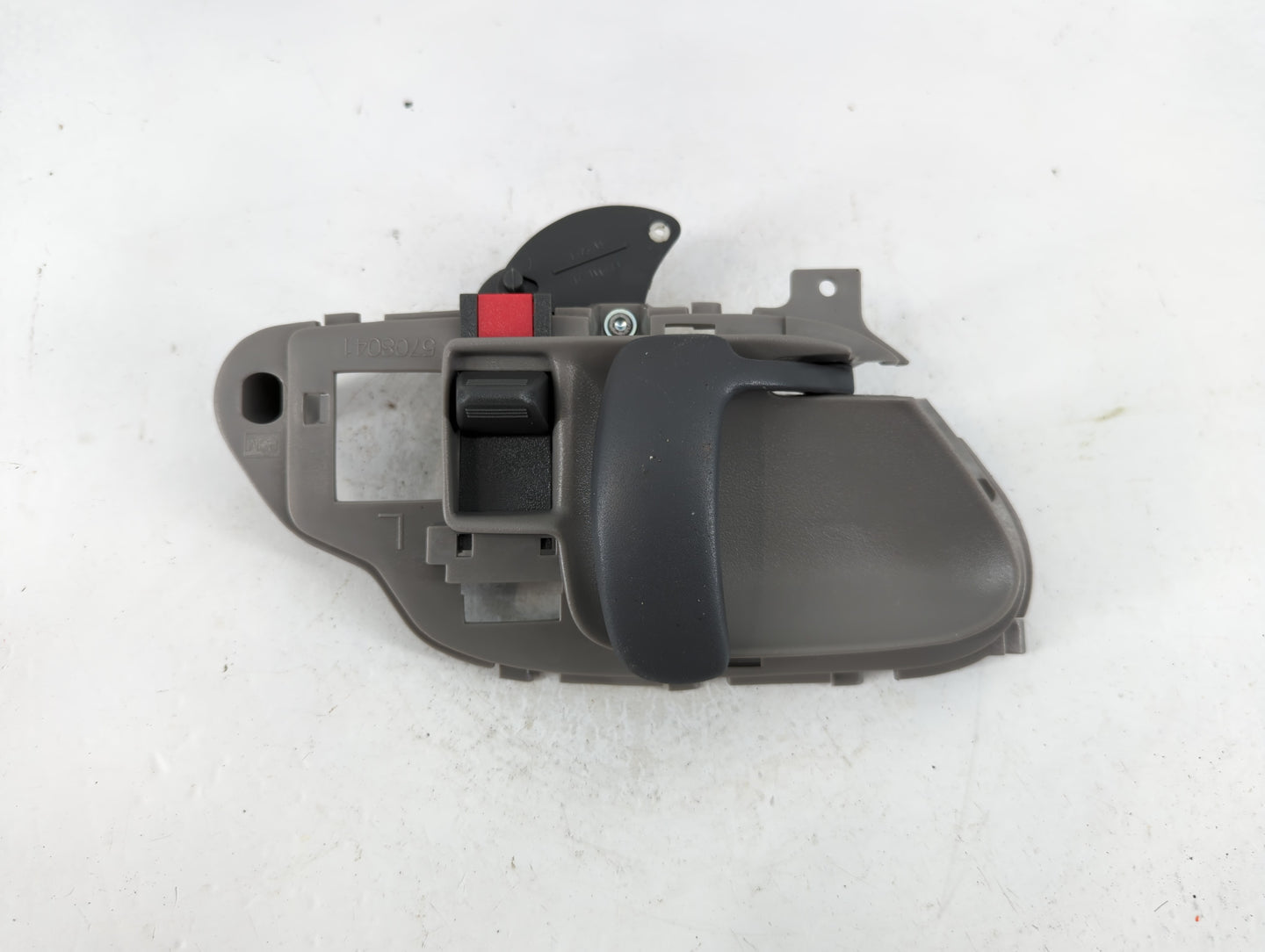 2000 Gmc Sierra 1500 Drivers Side Inside Front Door Handle Oem - Oemusedautoparts1.com