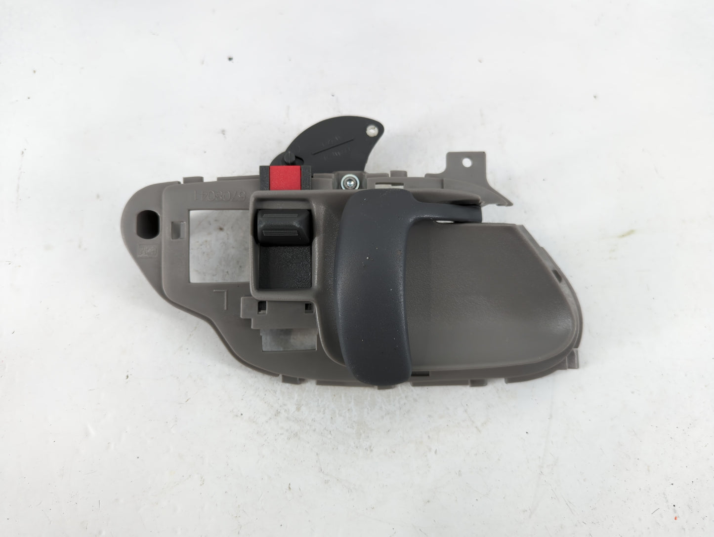 2000 Gmc Sierra 1500 Drivers Side Inside Front Door Handle Oem - Oemusedautoparts1.com