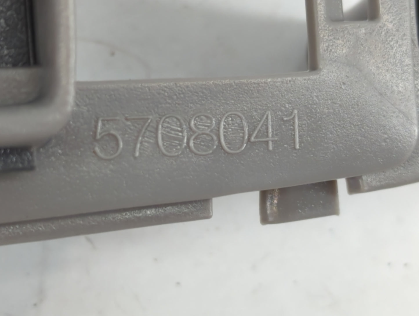 2000 Gmc Sierra 1500 Drivers Side Inside Front Door Handle Oem - Oemusedautoparts1.com