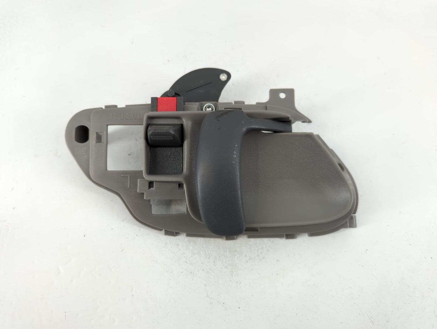 2000 Gmc Sierra 1500 Drivers Side Inside Front Door Handle Oem - Oemusedautoparts1.com