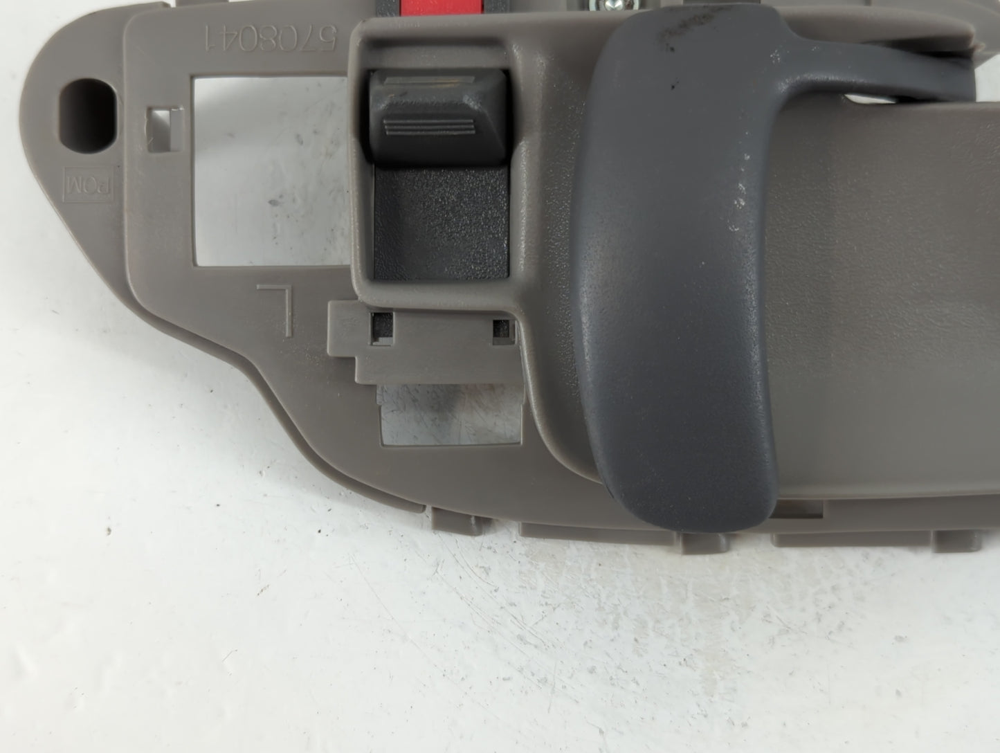 2000 Gmc Sierra 1500 Drivers Side Inside Front Door Handle Oem 886844 - Oemusedautoparts1.com