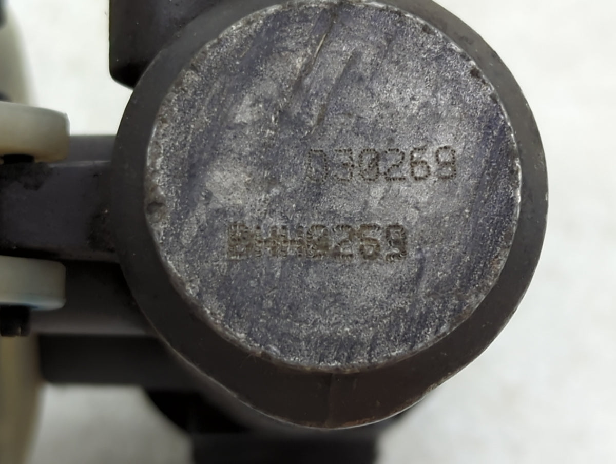 1999-2002 Gmc Sierra 2500 Brake Master Cylinder - Oemusedautoparts1.com