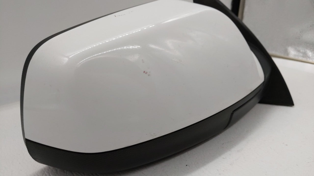 2010-2011 Gmc Terrain Driver Side View Mirror - Left Door Mirror OEM Used - Oemusedautoparts1.com