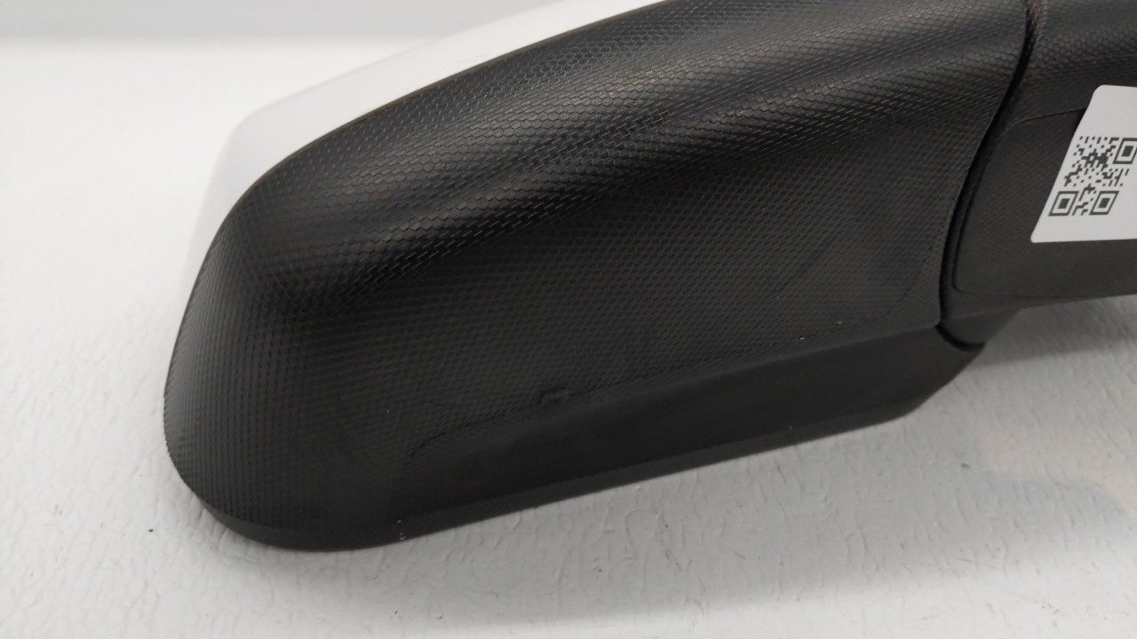 2010-2011 Gmc Terrain Driver Side View Mirror - Left Door Mirror OEM Used - Oemusedautoparts1.com