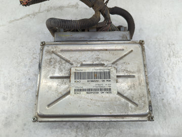 2000 Gmc Yukon PCM Engine Control Computer ECU ECM PCU OEM P/N:16220610 09354896 Fits Fits 1999 2001 2002 OEM Used Auto Part