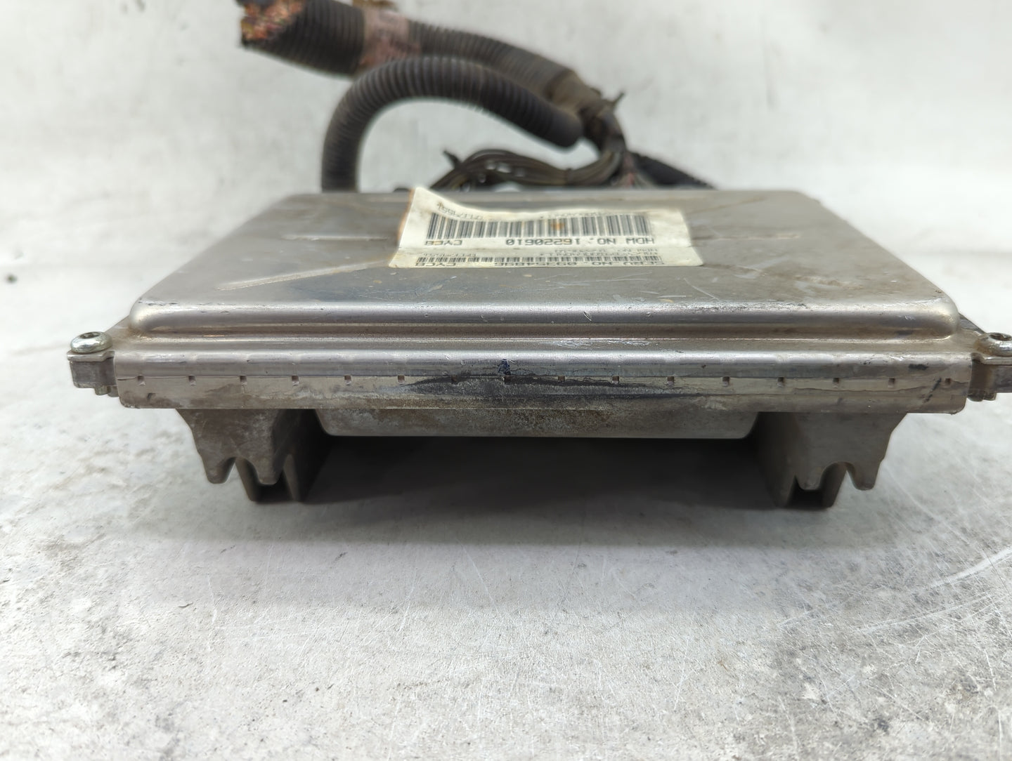 2000 Gmc Yukon PCM Engine Control Computer ECU ECM PCU OEM P/N:16220610 09354896 Fits Fits 1999 2001 2002 OEM Used Auto Part