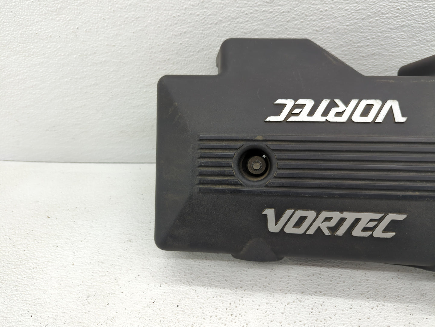 2000 Gmc Yukon Engine Cover - Oemusedautoparts1.com