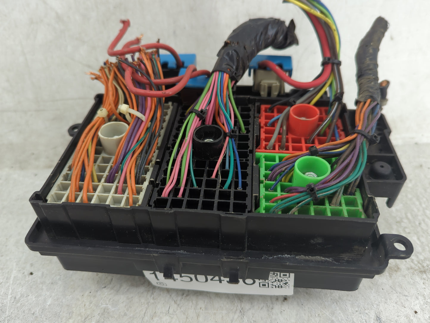 2000-2002 Gmc Yukon Xl Fusebox Fuse Box Panel Relay Module Fits Fits 2000 2001 2002 OEM Used Auto Parts - Oemusedautoparts1.