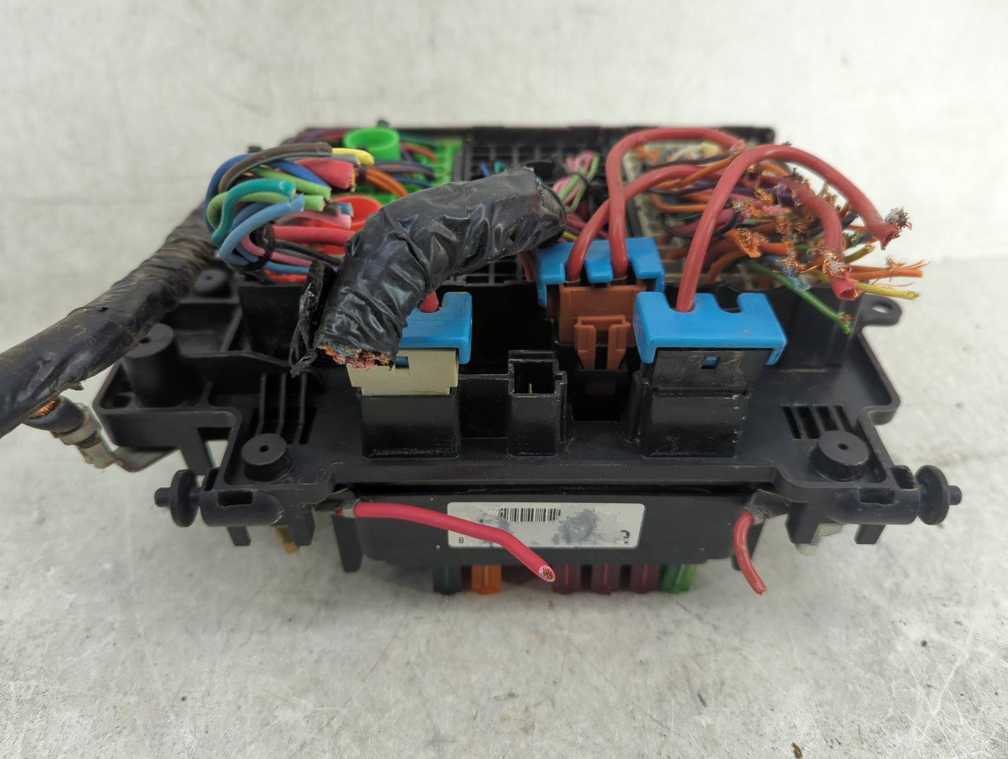 2000-2002 Gmc Yukon Xl Fusebox Fuse Box Panel Relay Module Fits Fits 2000 2001 2002 OEM Used Auto Parts - Oemusedautoparts1.