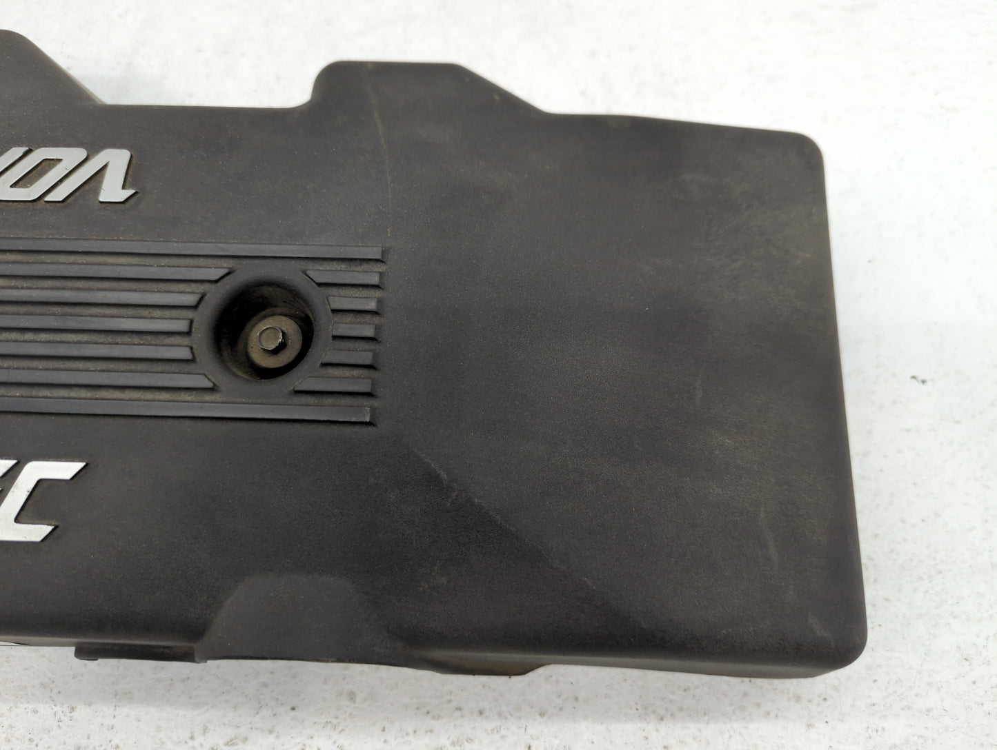 2000 Gmc Yukon Xl Engine Cover - Oemusedautoparts1.com