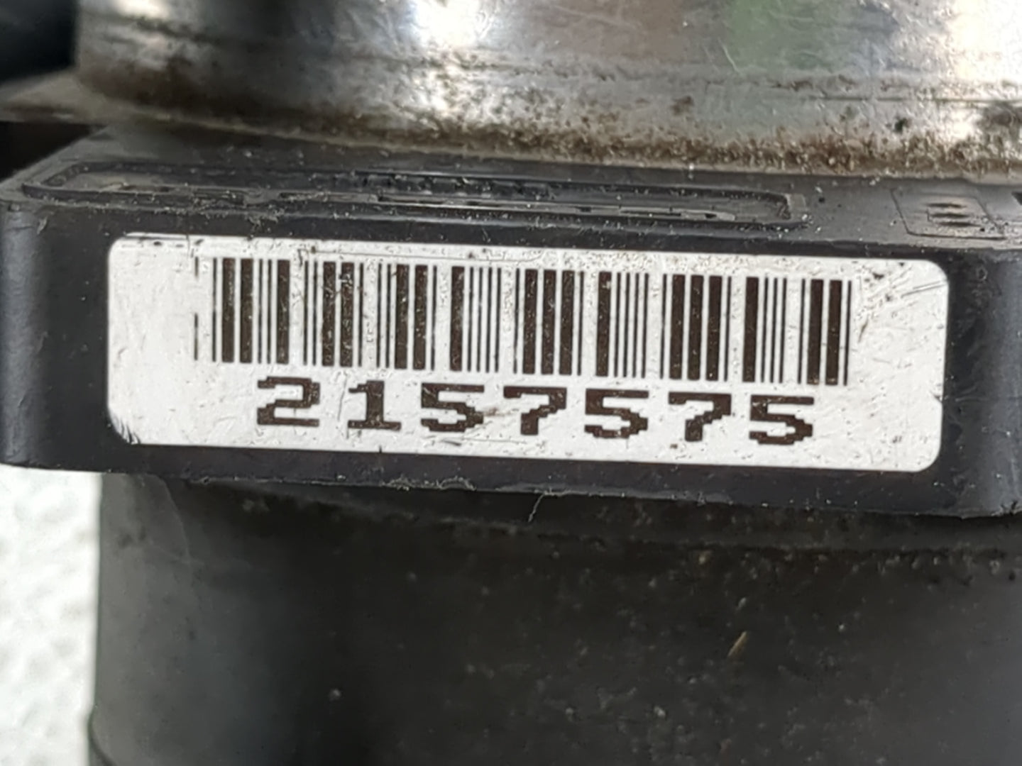 2000-2006 Gmc Yukon Xl 1500 Mass Air Flow Meter Maf - Oemusedautoparts1.com