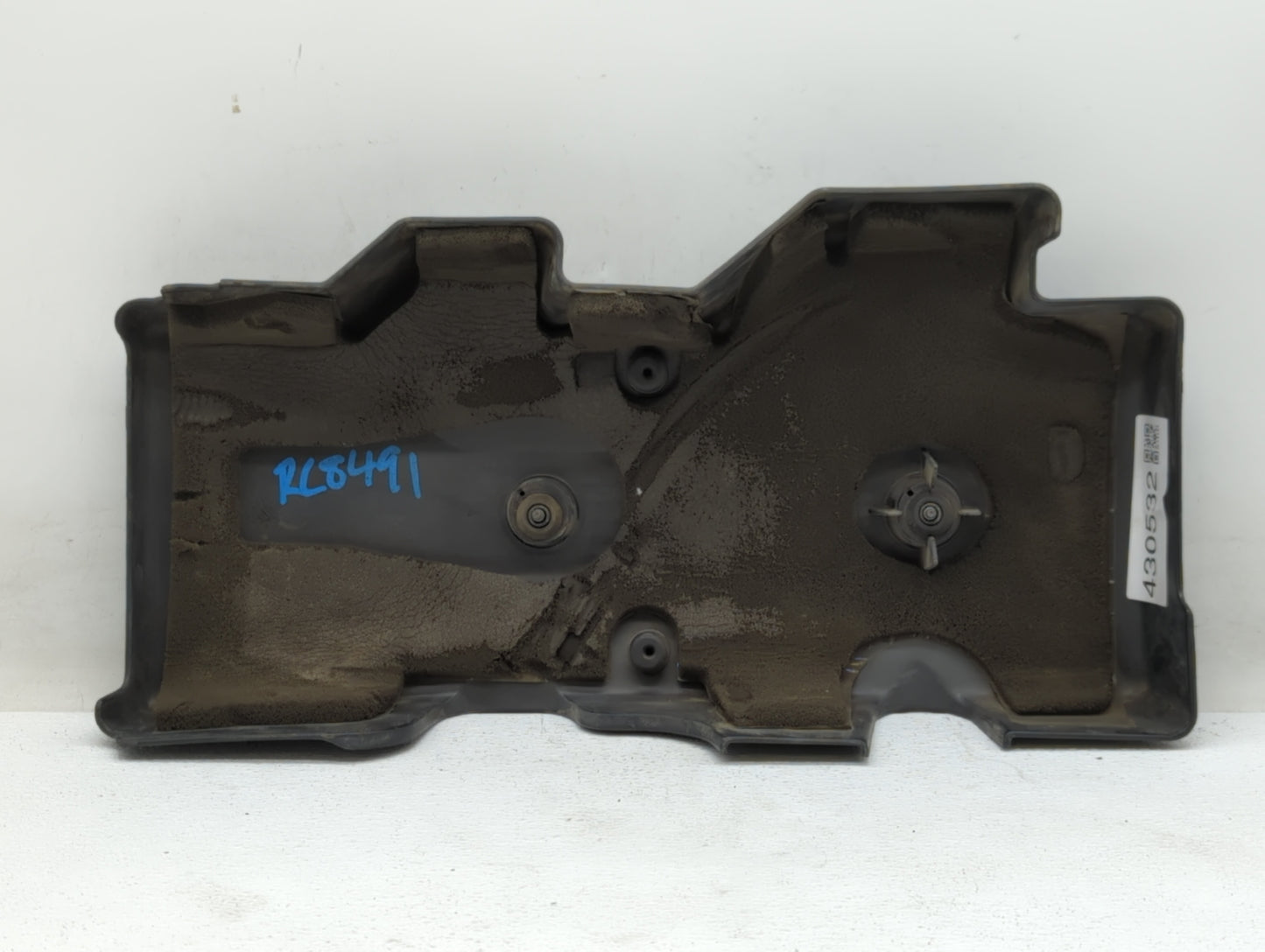 2000 Gmc Yukon Xl 1500 Engine Cover - Oemusedautoparts1.com