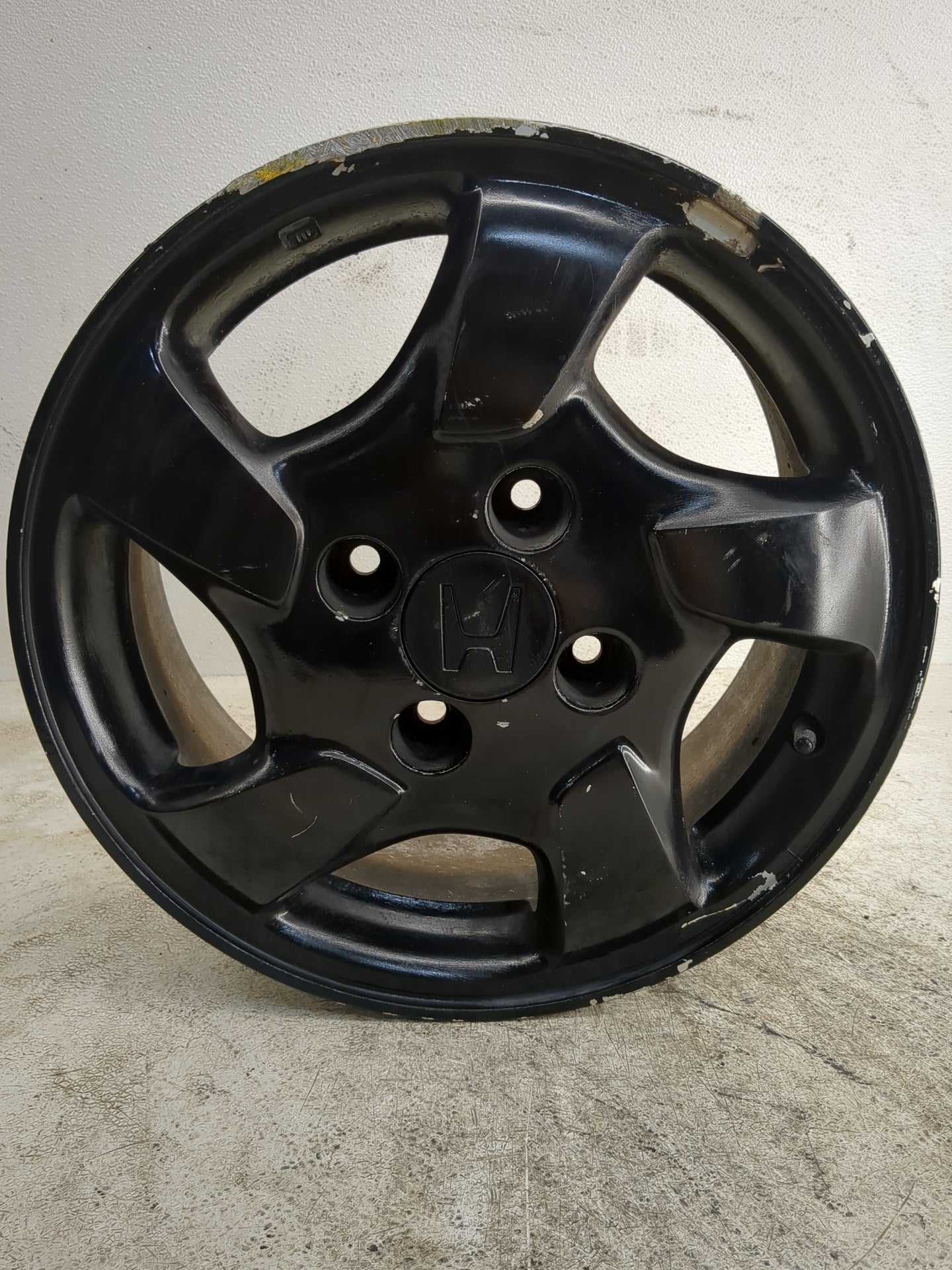 1998-2000 Honda Accord Oem Wheel Rim Black - Oemusedautoparts1.com