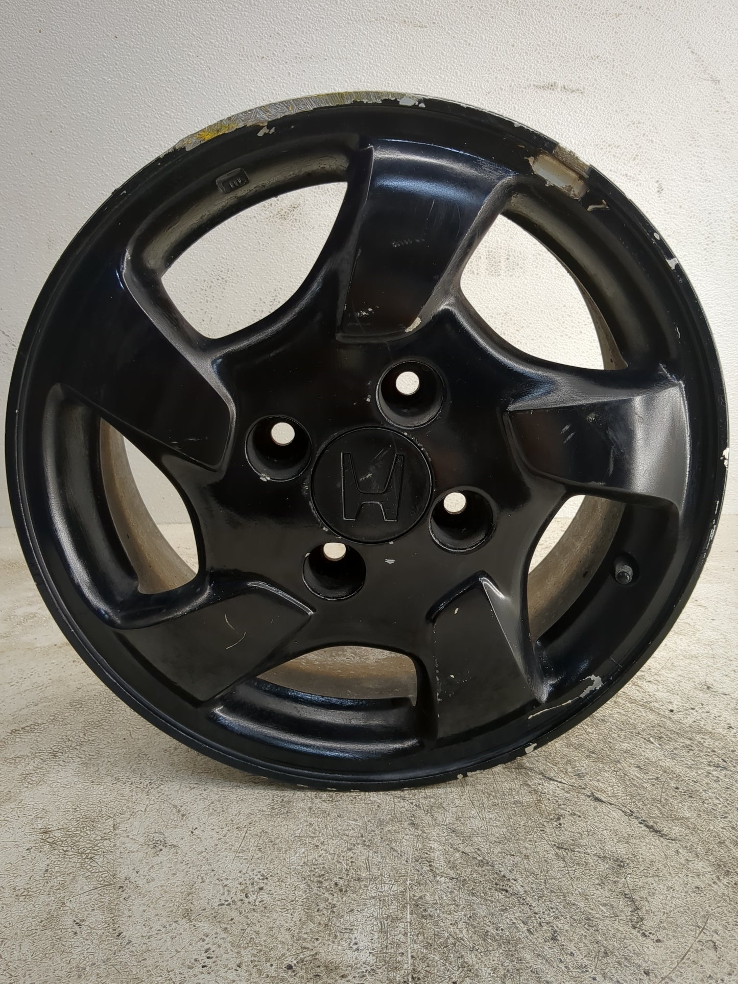 1998-2000 Honda Accord Oem Wheel Rim Black - Oemusedautoparts1.com