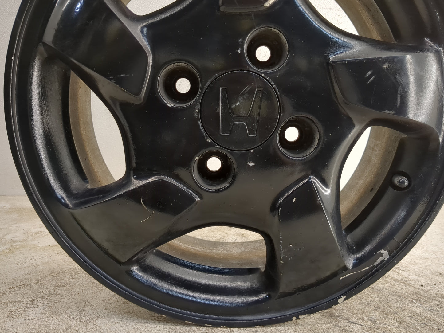 1998-2000 Honda Accord Oem Wheel Rim Black - Oemusedautoparts1.com