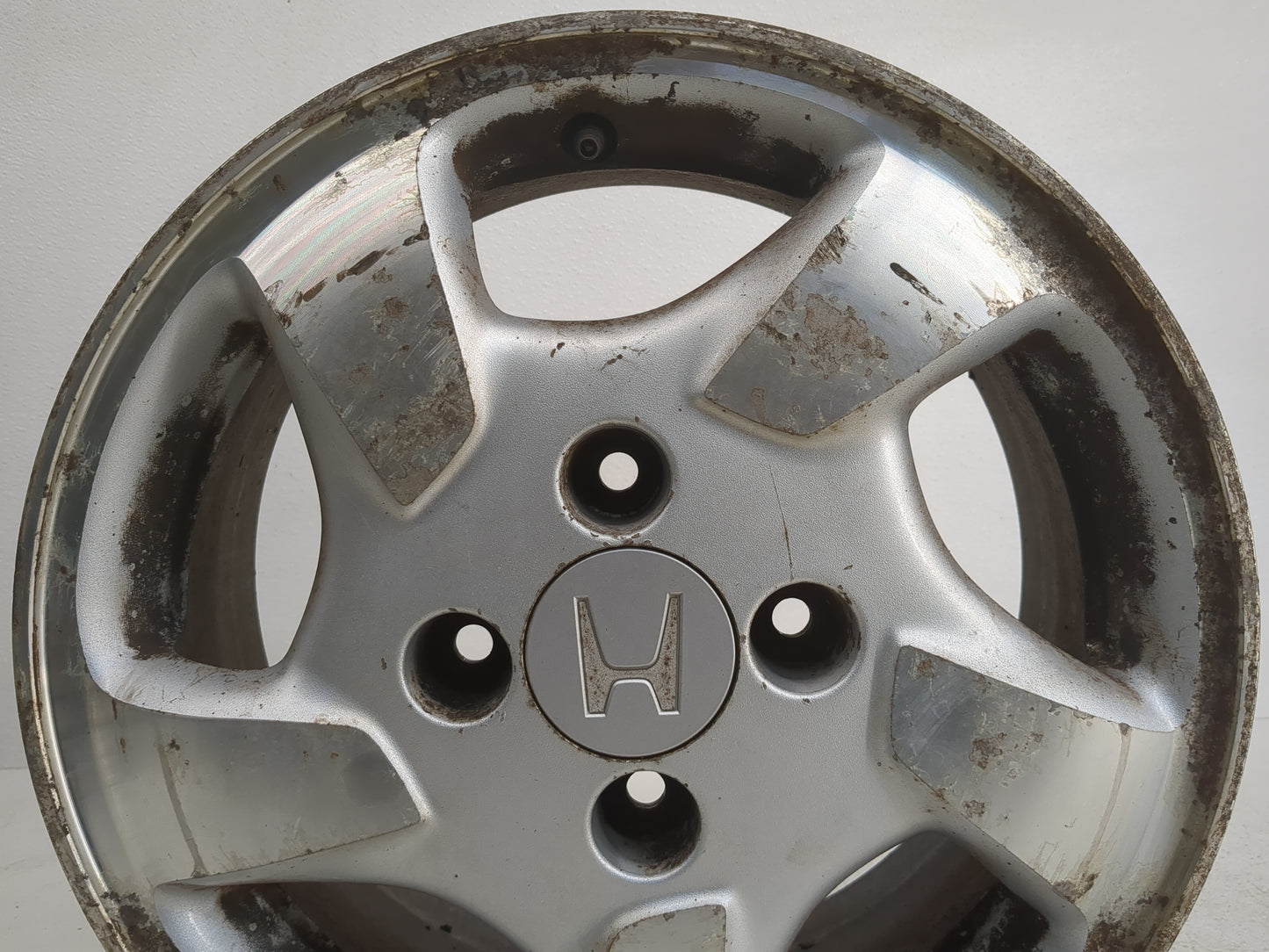 1998-2000 Honda Accord Oem Wheel Rim 1224335 - Oemusedautoparts1.com